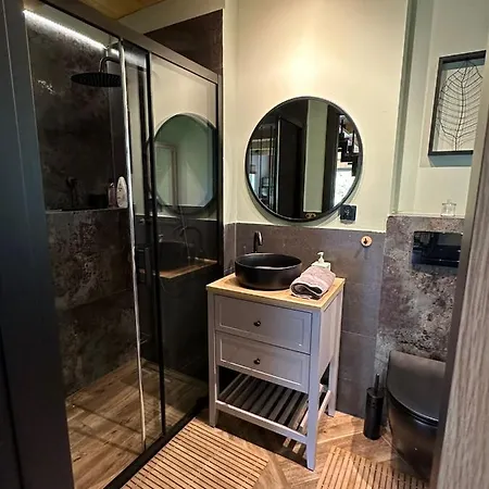 Stara Bacowka Sopotnia Mala