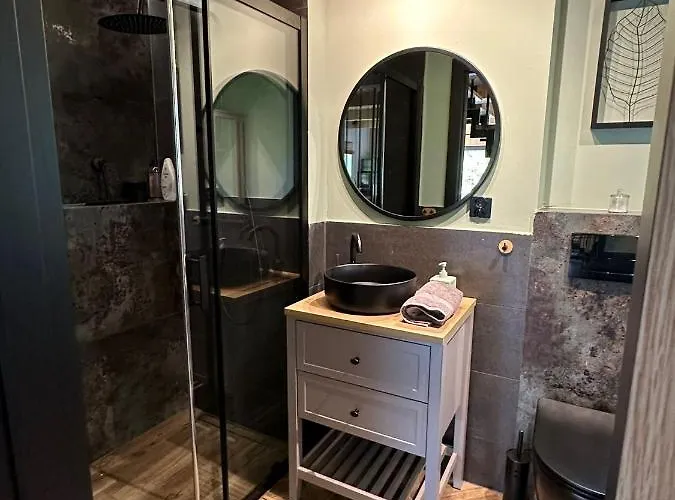 Stara Bacowka Sopotnia Mala